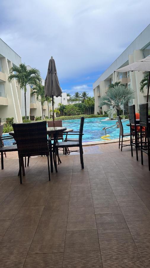 Guarajuba - Porto Smeralda 2 Suites Camaçari Eksteriør billede